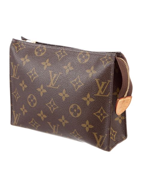 louis vuitton womens toiletry bag|louis vuitton toiletry pouch 19.